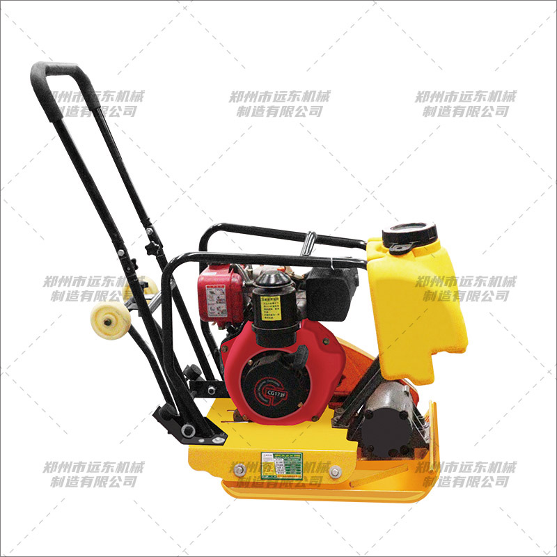 C90T型柴油款平板夯(图4) C90T型柴油款平板夯(图4)