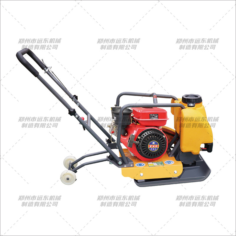 C90T型加重款柴油平板夯(图1) C90T型加重款柴油平板夯(图1)